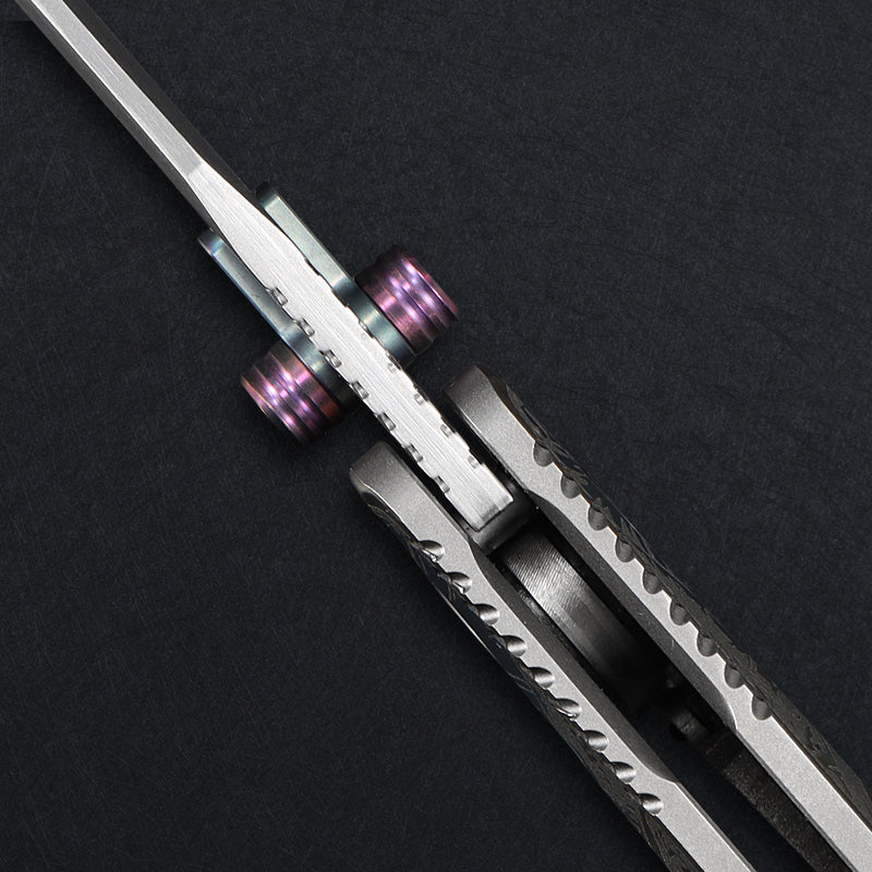 CH Otoman Frame Lock Sliver Ti （3.75'' Mirror Elmax core）