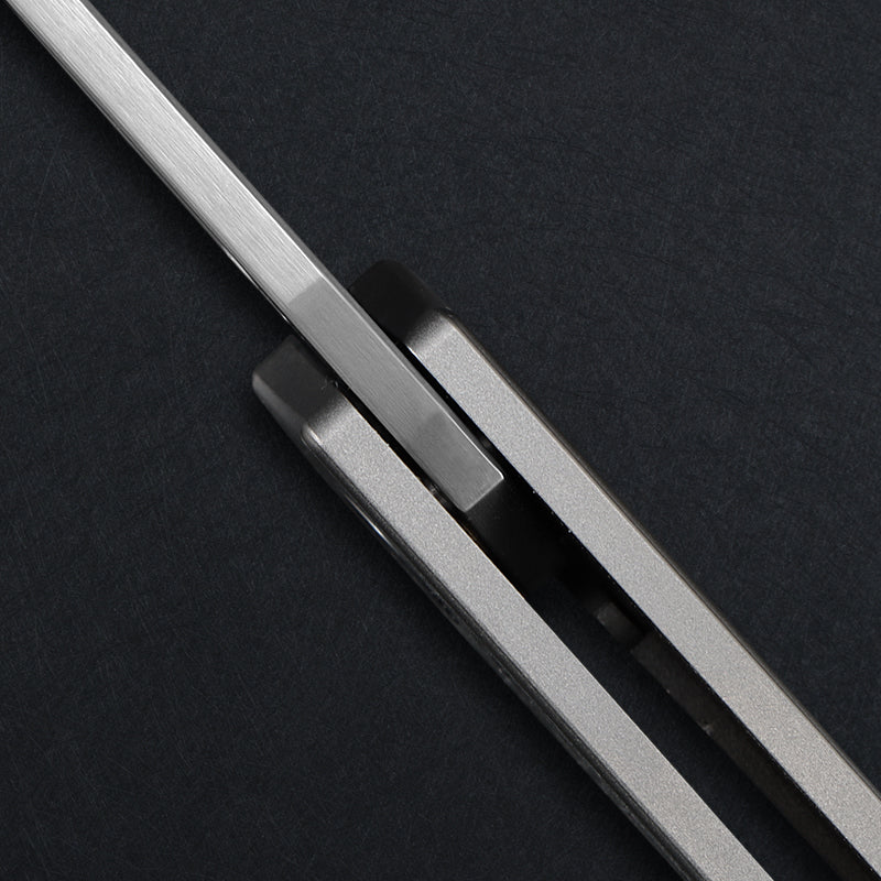 CH Blast Frame Lock Sliver Ti （3.75'' Satin Damascus）